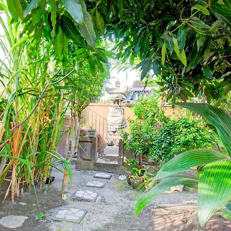 Oyo Life 93284 Kos Cendana Raya Ξενοδοχείο Ματαράμ Εξωτερικό φωτογραφία