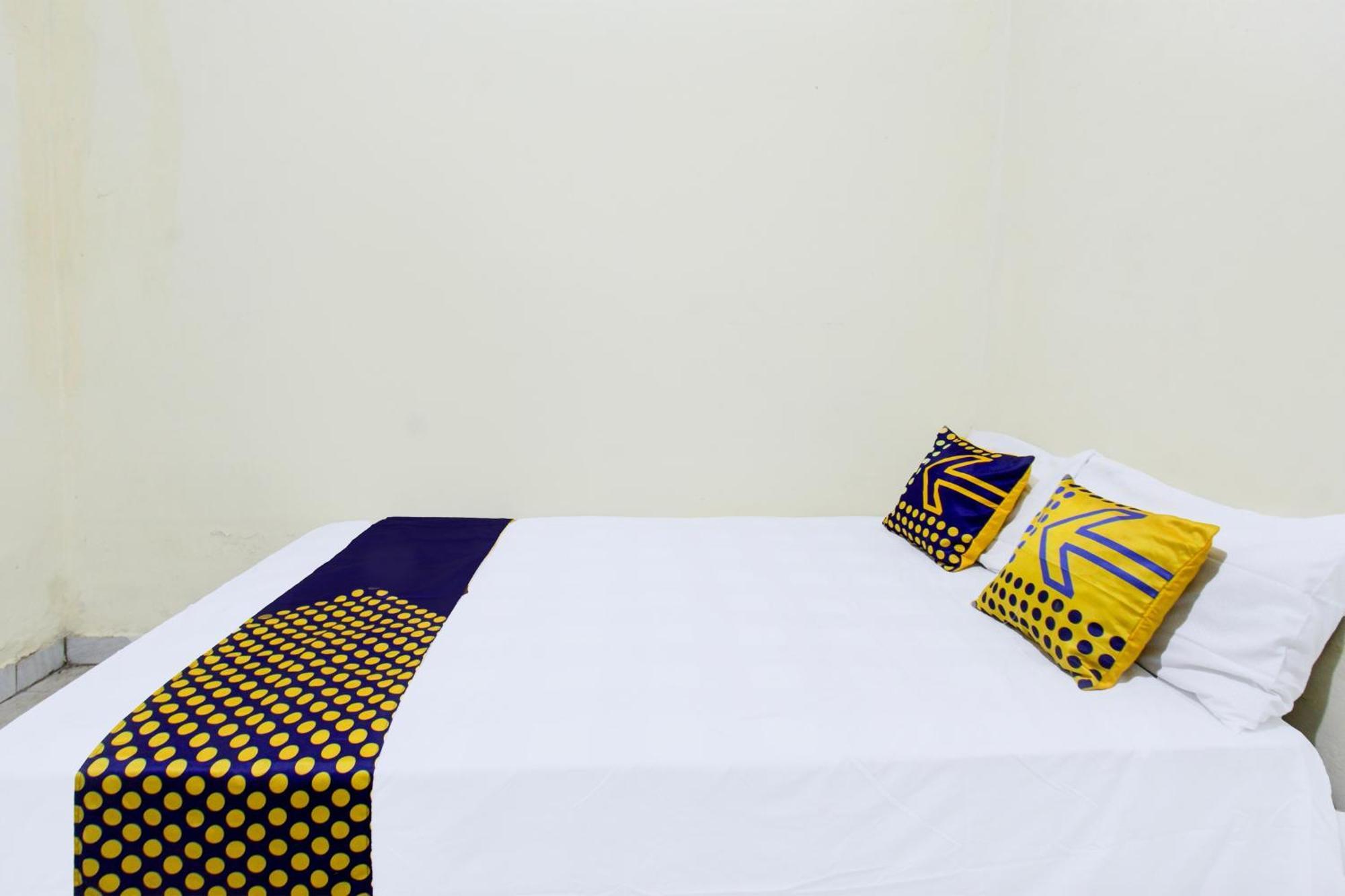 Oyo Life 93284 Kos Cendana Raya Ξενοδοχείο Ματαράμ Εξωτερικό φωτογραφία